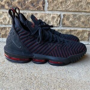 Nike LeBron 16 Mens’ Basketball Shoes Size 13